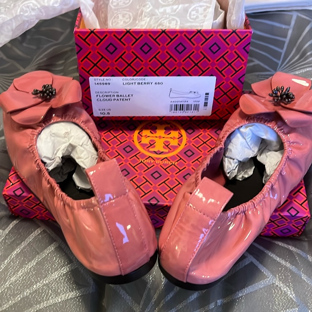 Tory Burch Flower Ballet Cloud Patent Flat in Light Berry Size 10.5